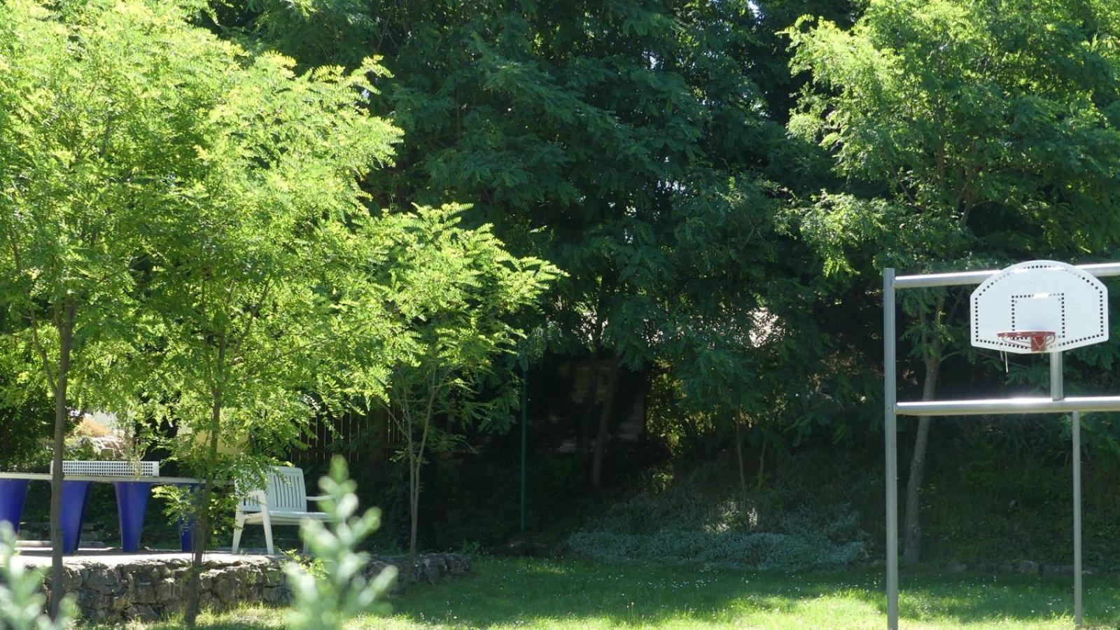 Camping Familial 3 Etoiles Piscine Chauffee Gorges De L Ardeche Saint-Remeze